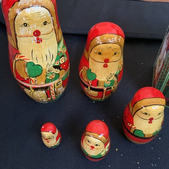 Nested  Santa 5 pc. - Picture 2 of 4